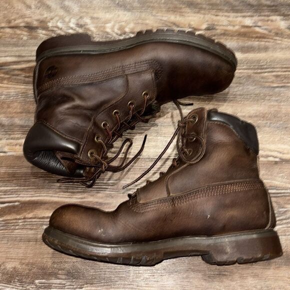 Timberland Brown Women’s 7.5 Ankle Boots Leather Upper Outdoor Workwear Classic - Picture 1 of 9